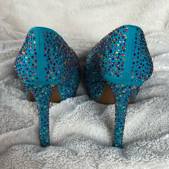 Gianni Bini Sparkle Heels - Picture 4 of 5